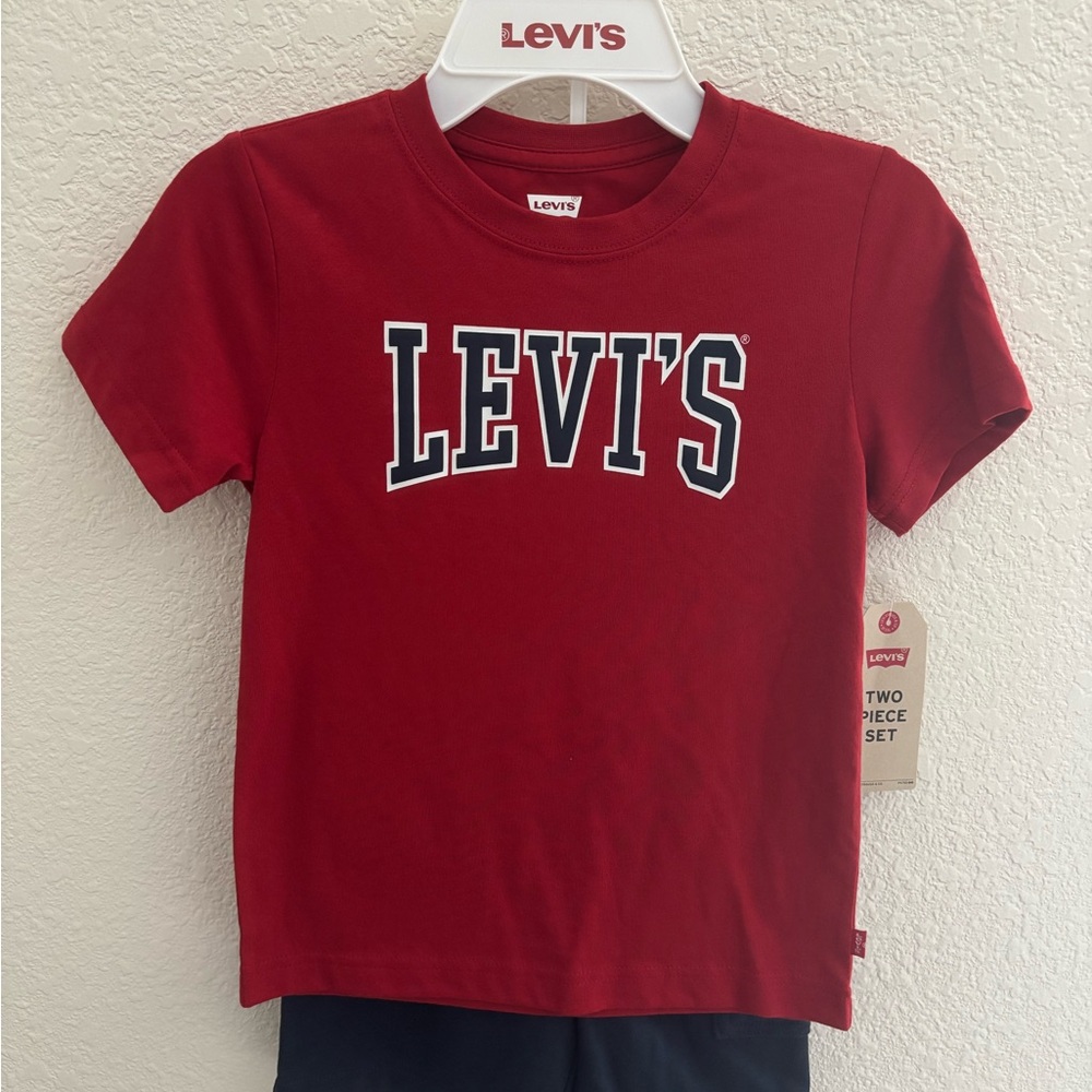 NWT Levi's 2PC Shirt & Shorts Boys Set